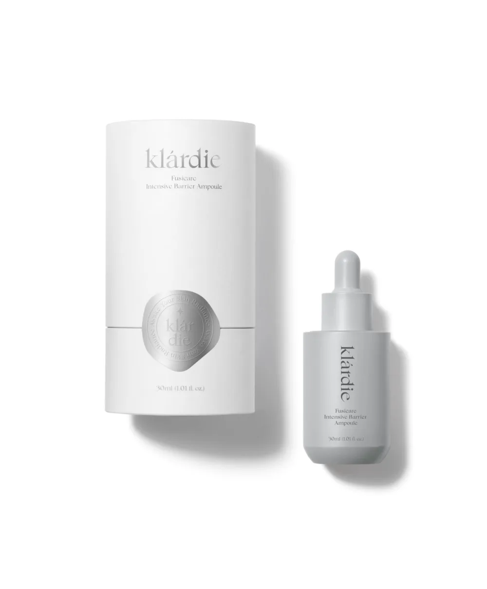 Ampoule hidratante que calma y revitaliza la piel irritada